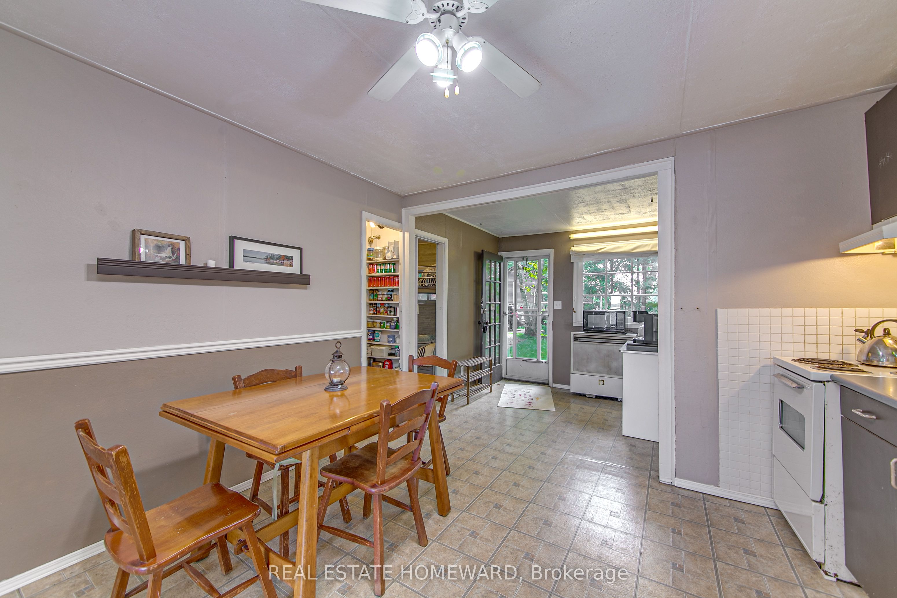1046 Bea Dale Lane Property Photo 19