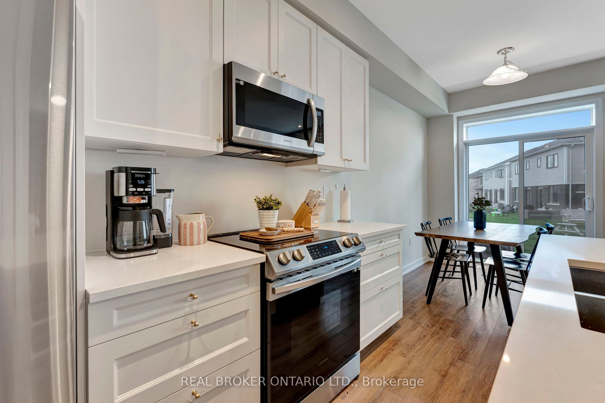 10 Owl Lane Property Photo 6
