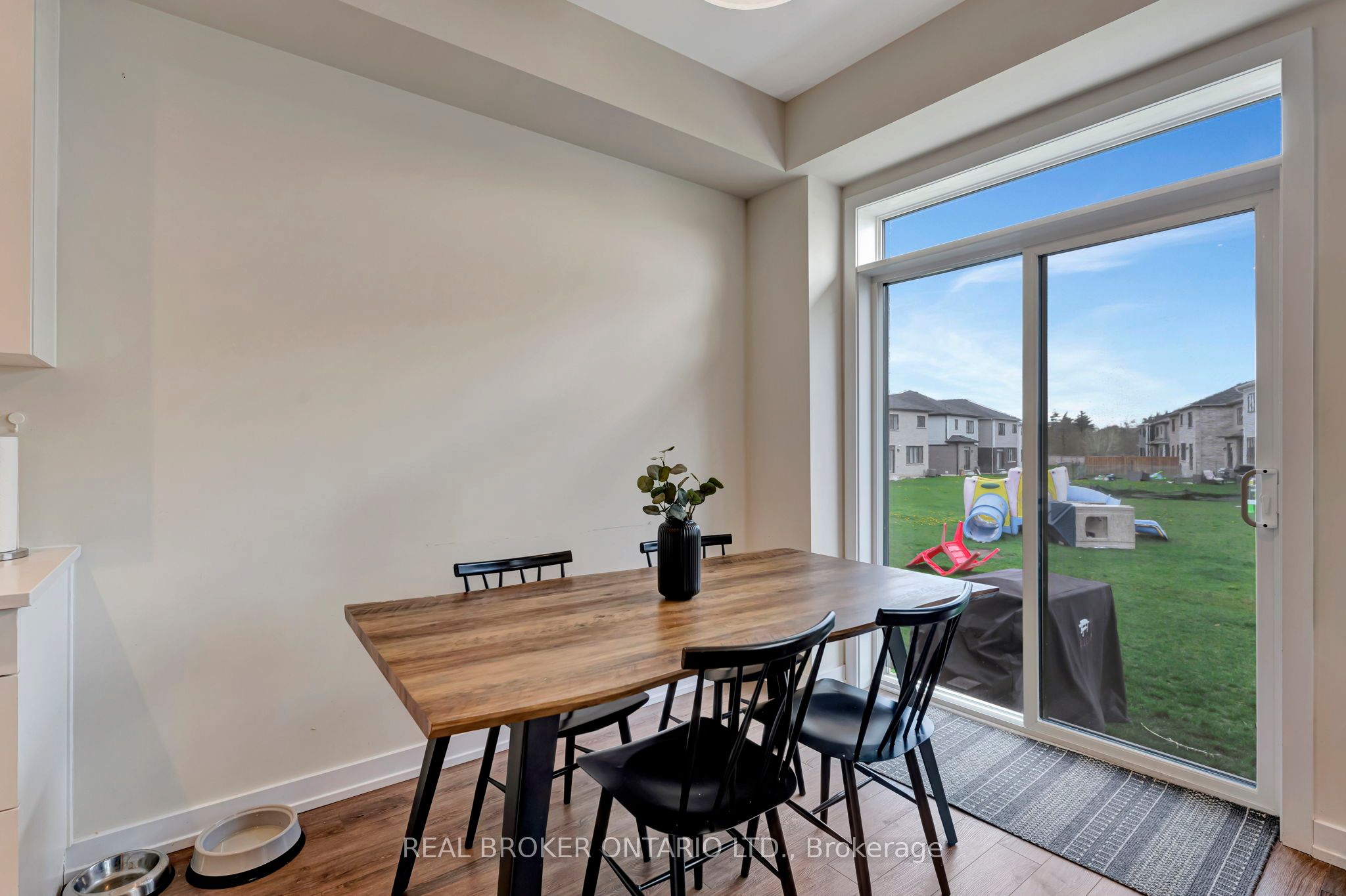 10 Owl Lane Property Photo 12