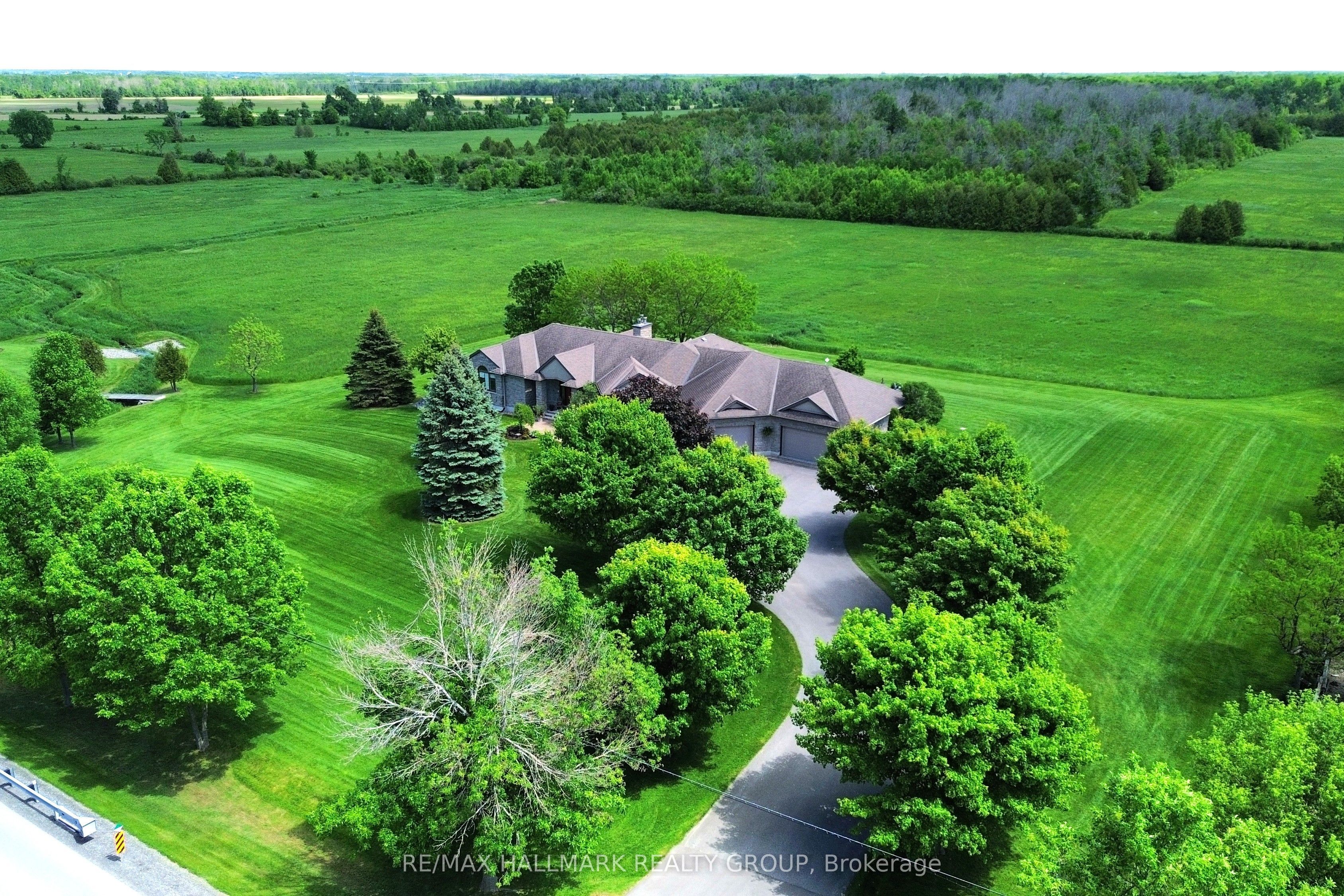 6980 Mansfield Road Property Photo 4