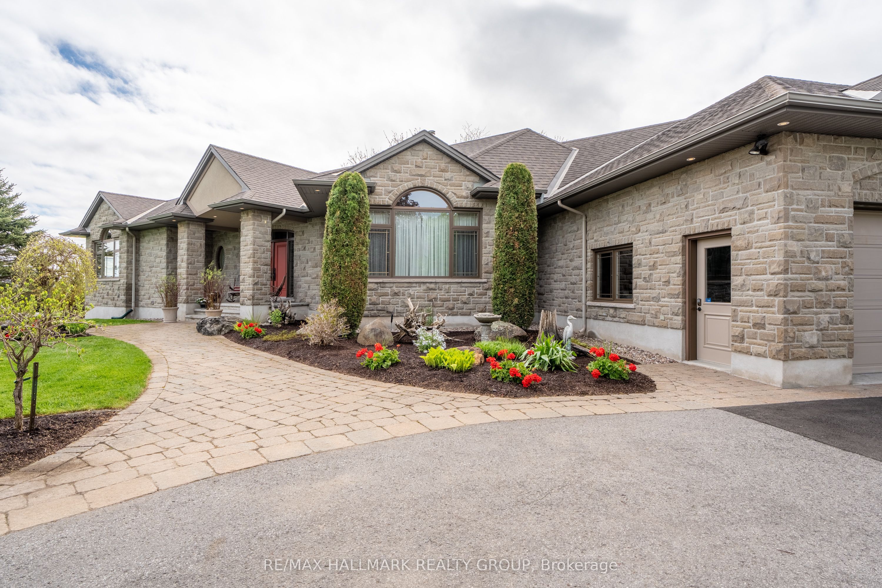 6980 Mansfield Road Property Photo 8