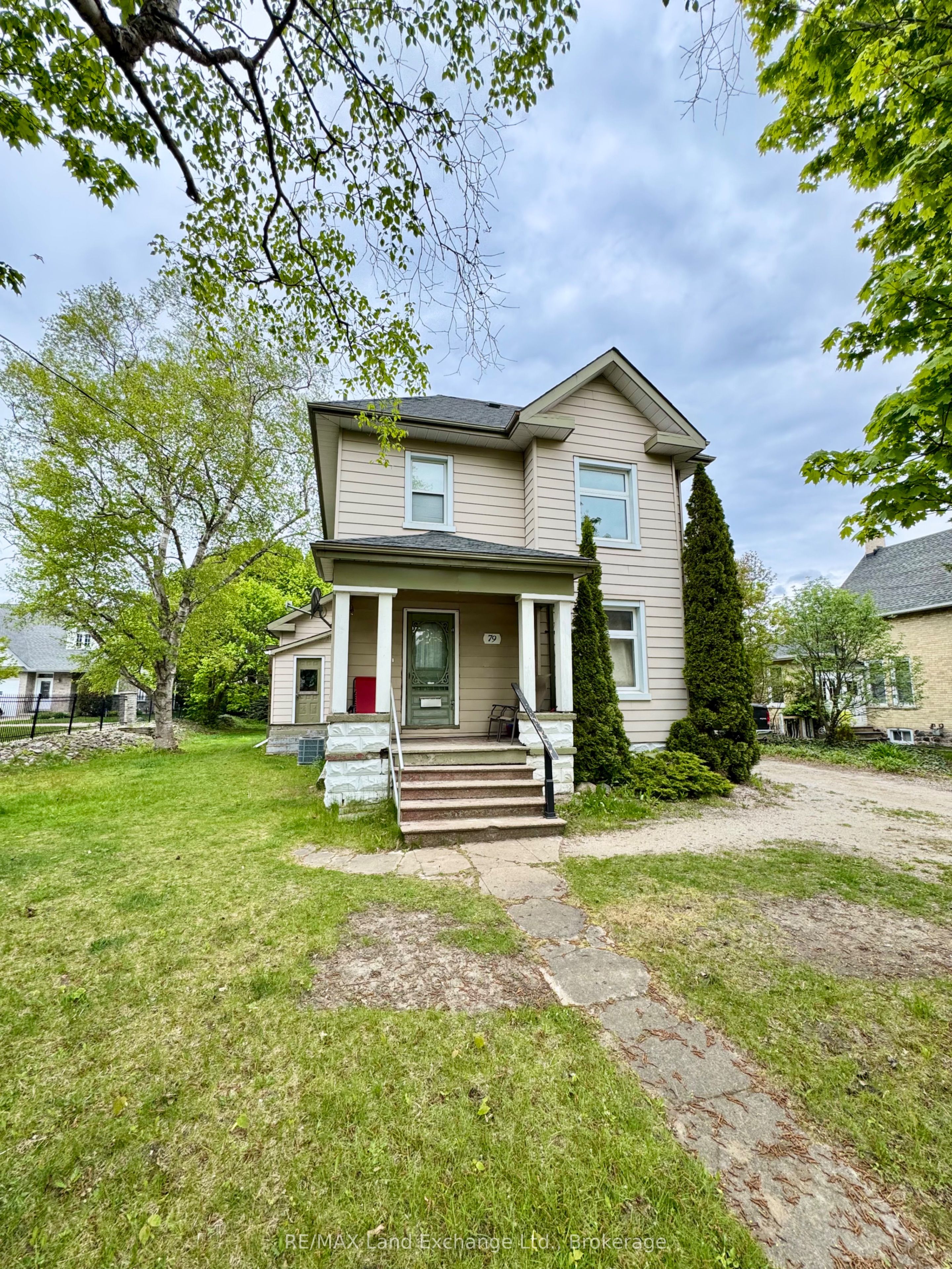 79 Albert Street S Property Photo 1