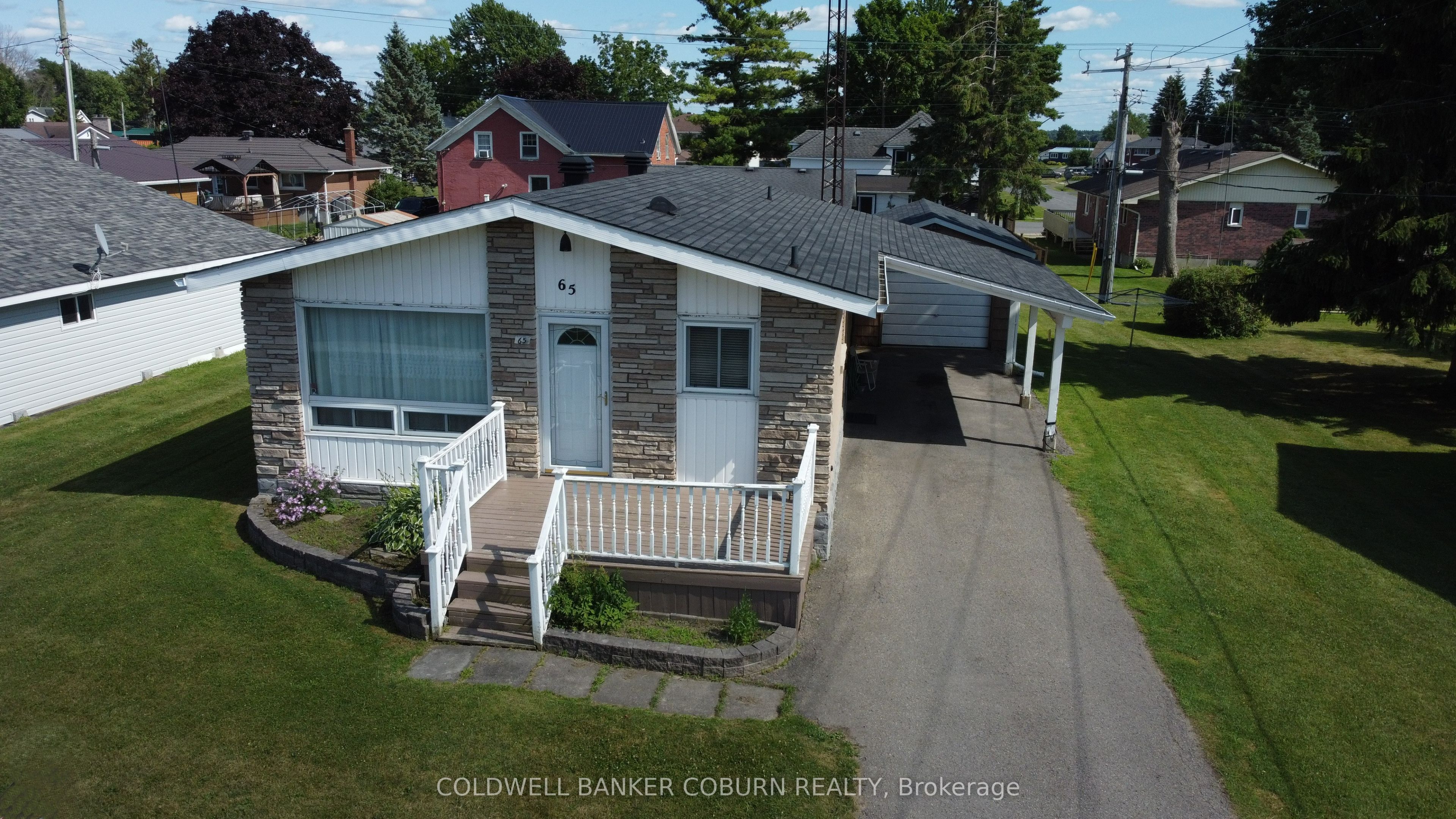 65 Fifth Street Property Photo 2