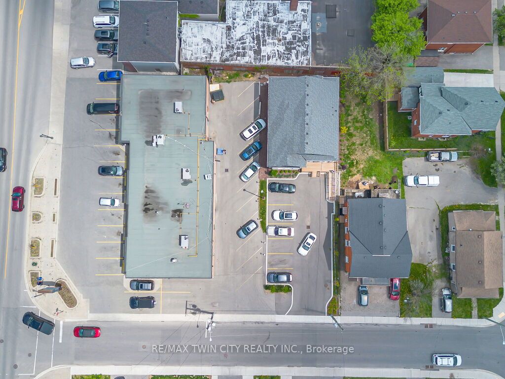 13 Bay Street Property Photo 4