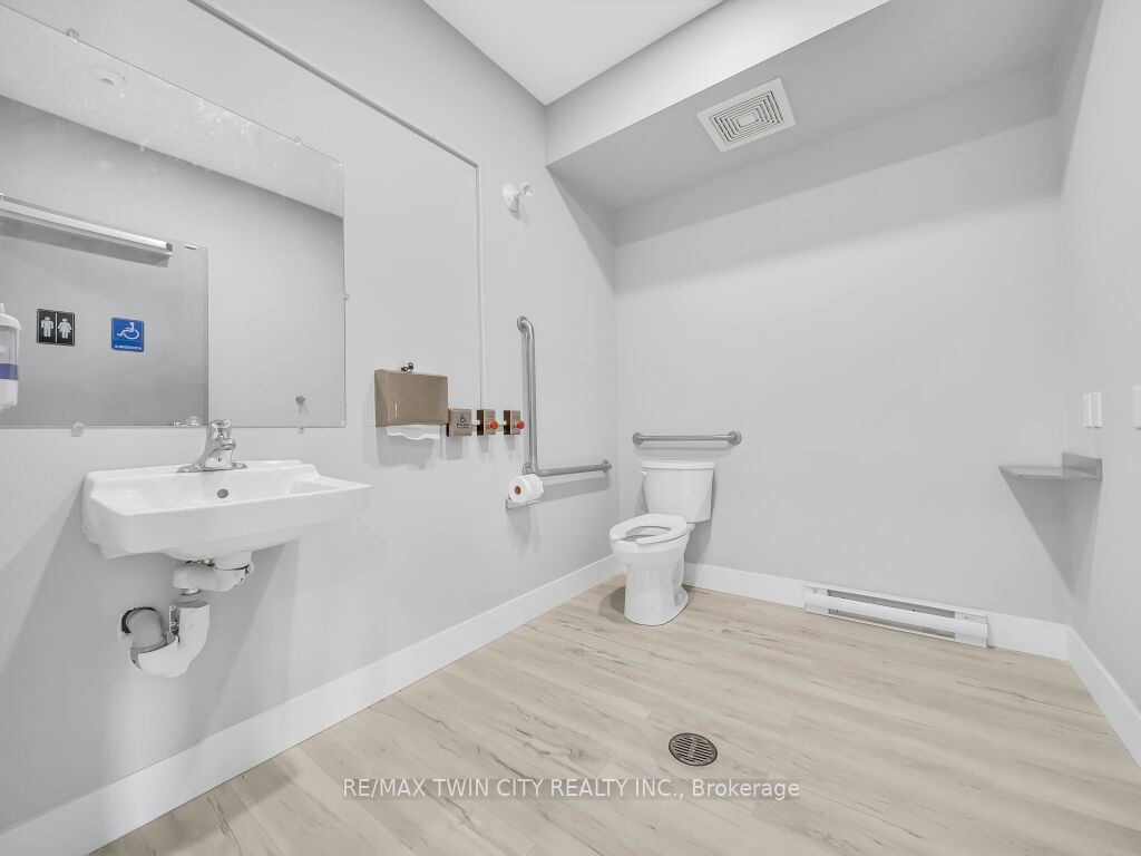 13 Bay Street Property Photo 14