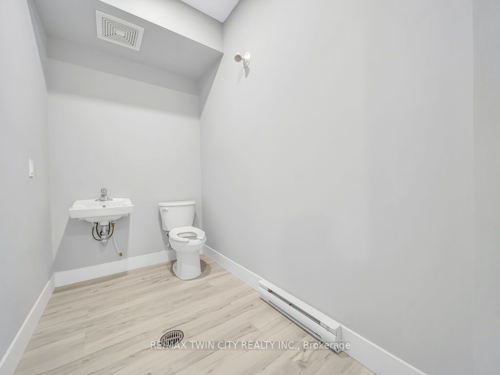13 Bay Street Property Photo 15