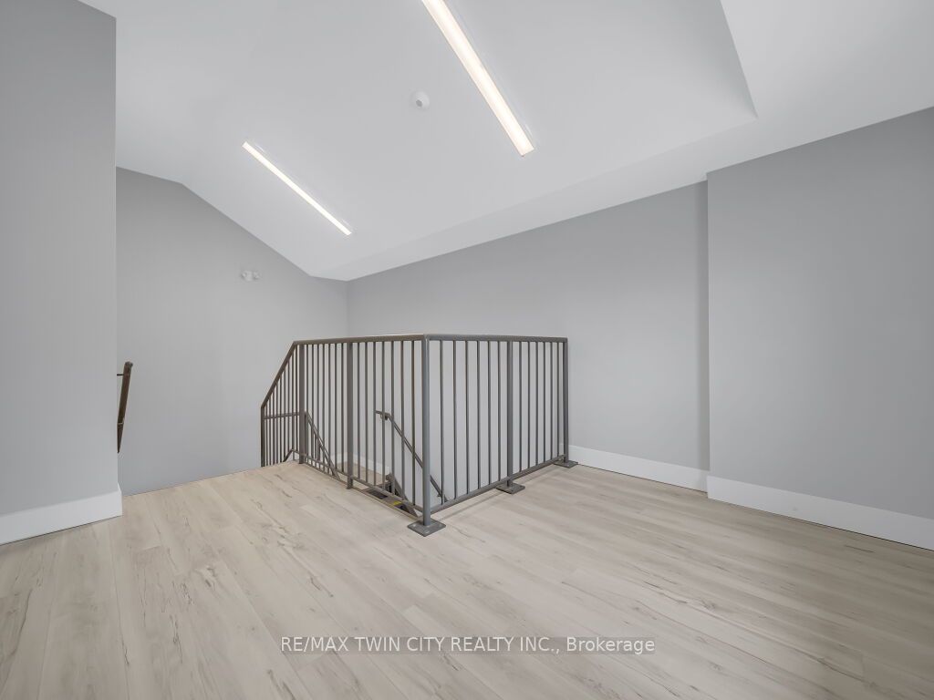 13 Bay Street Property Photo 19