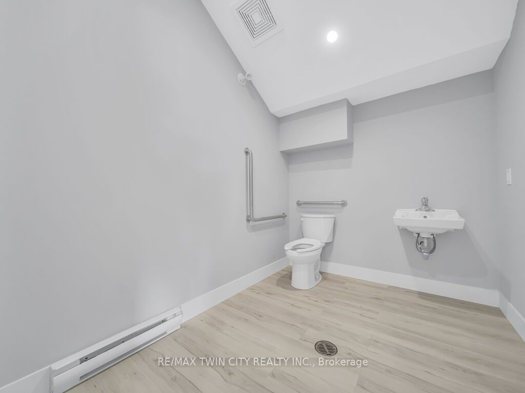 13 Bay Street Property Photo 25