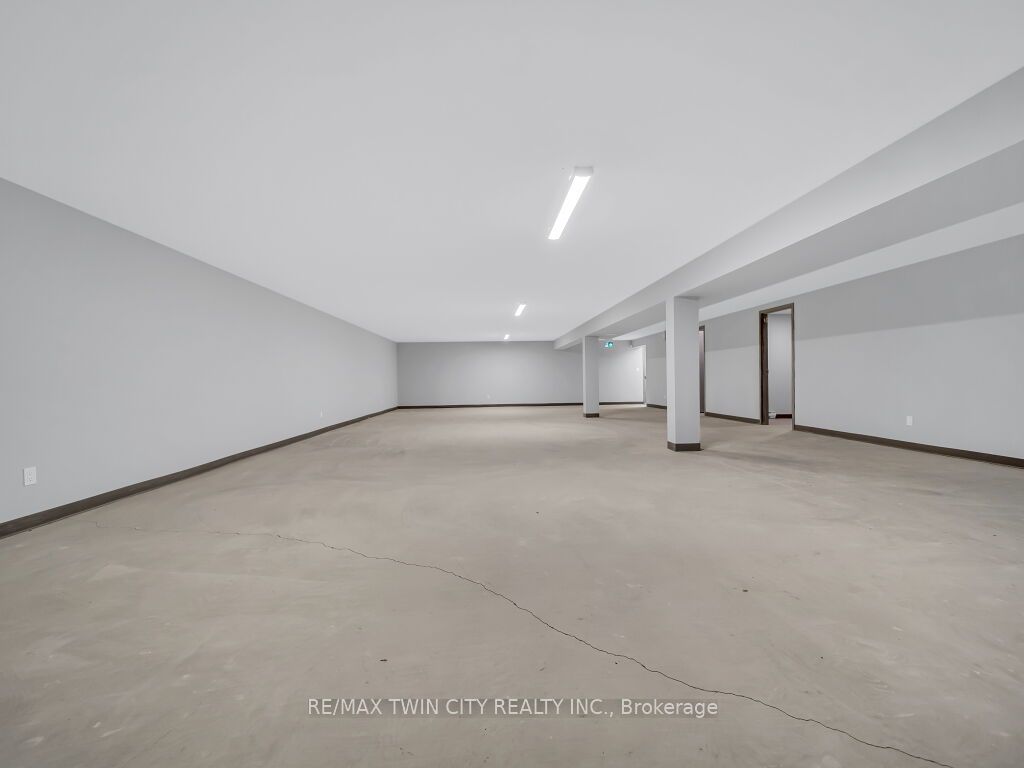 13 Bay Street Property Photo 29