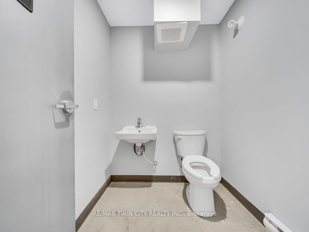 13 Bay Street Property Photo 32
