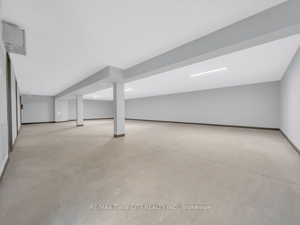 13 Bay Street Property Photo 35