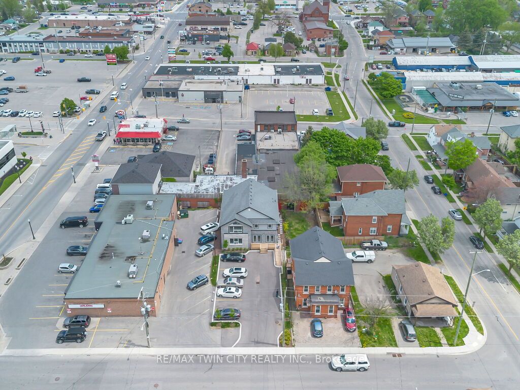 13 Bay Street Property Photo 47