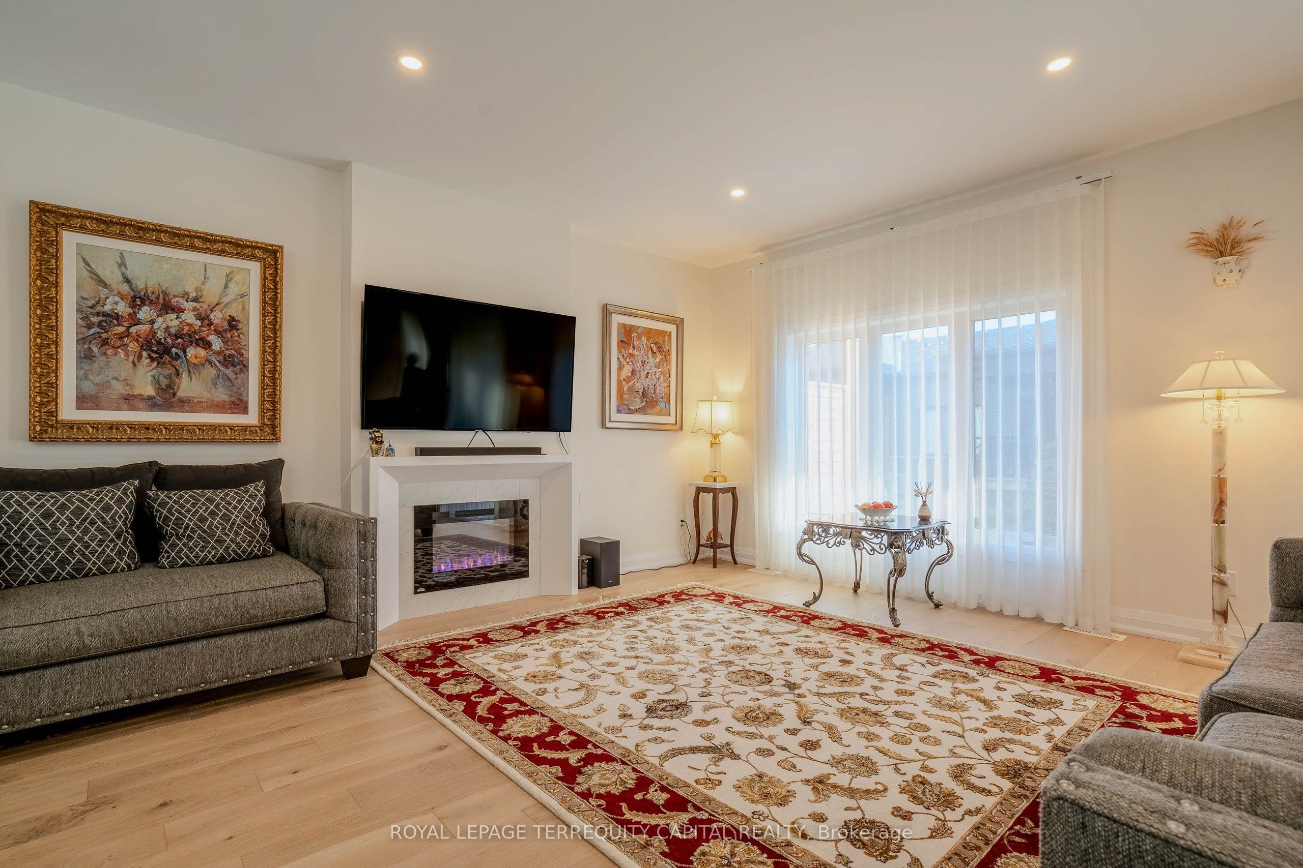 #19 - 8974 Willoughby Drive Property Photo 5