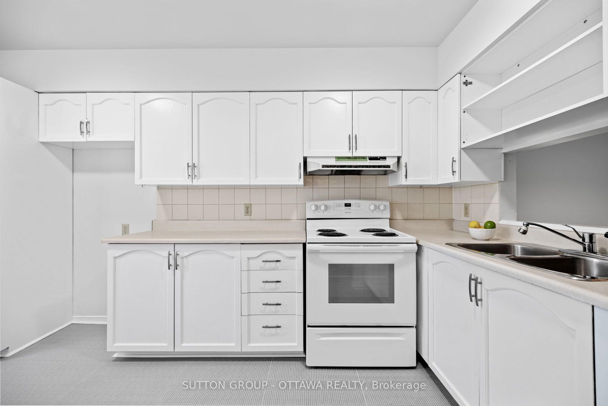 218 N Switzer Avenue Property Photo 4