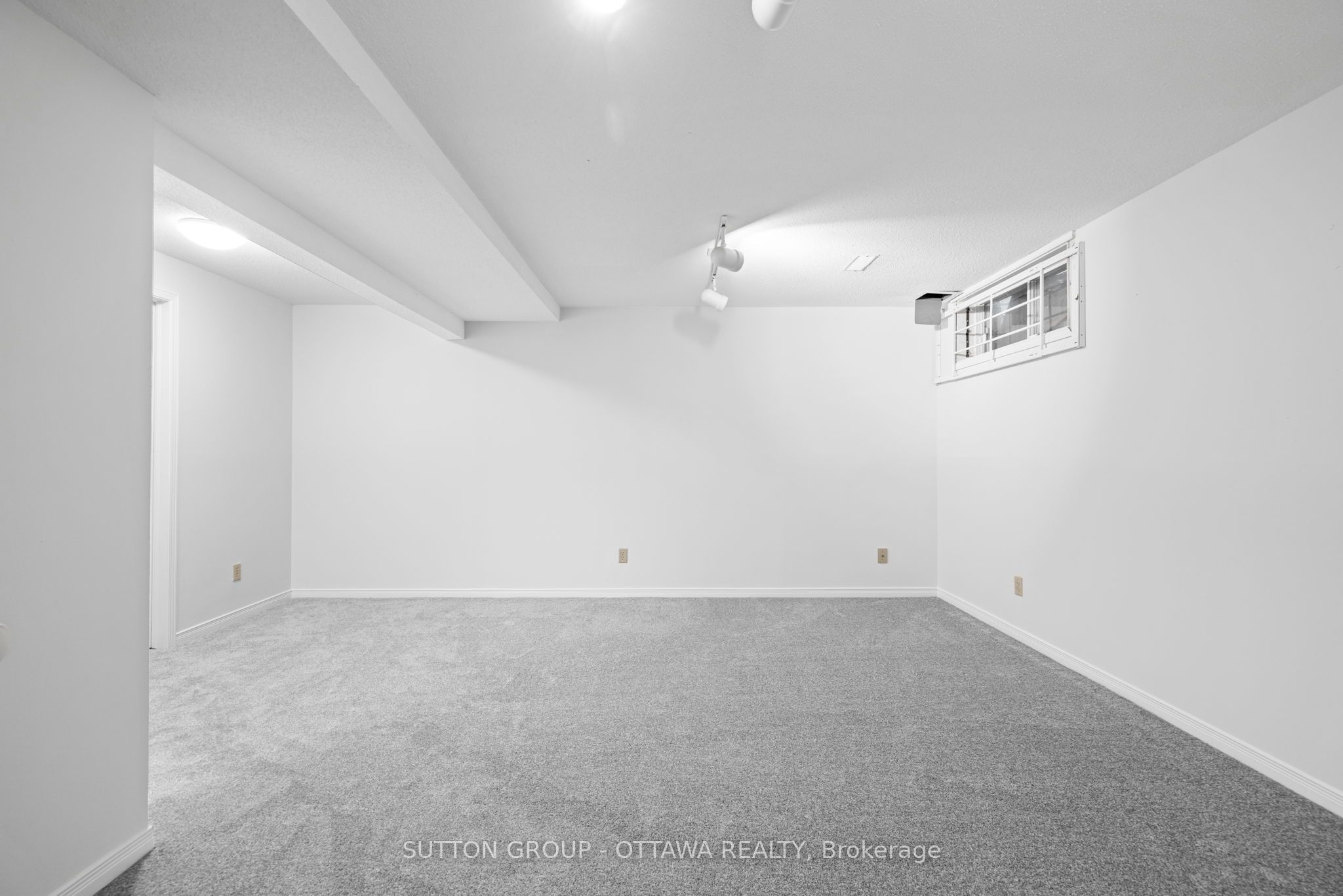 218 N Switzer Avenue Property Photo 14