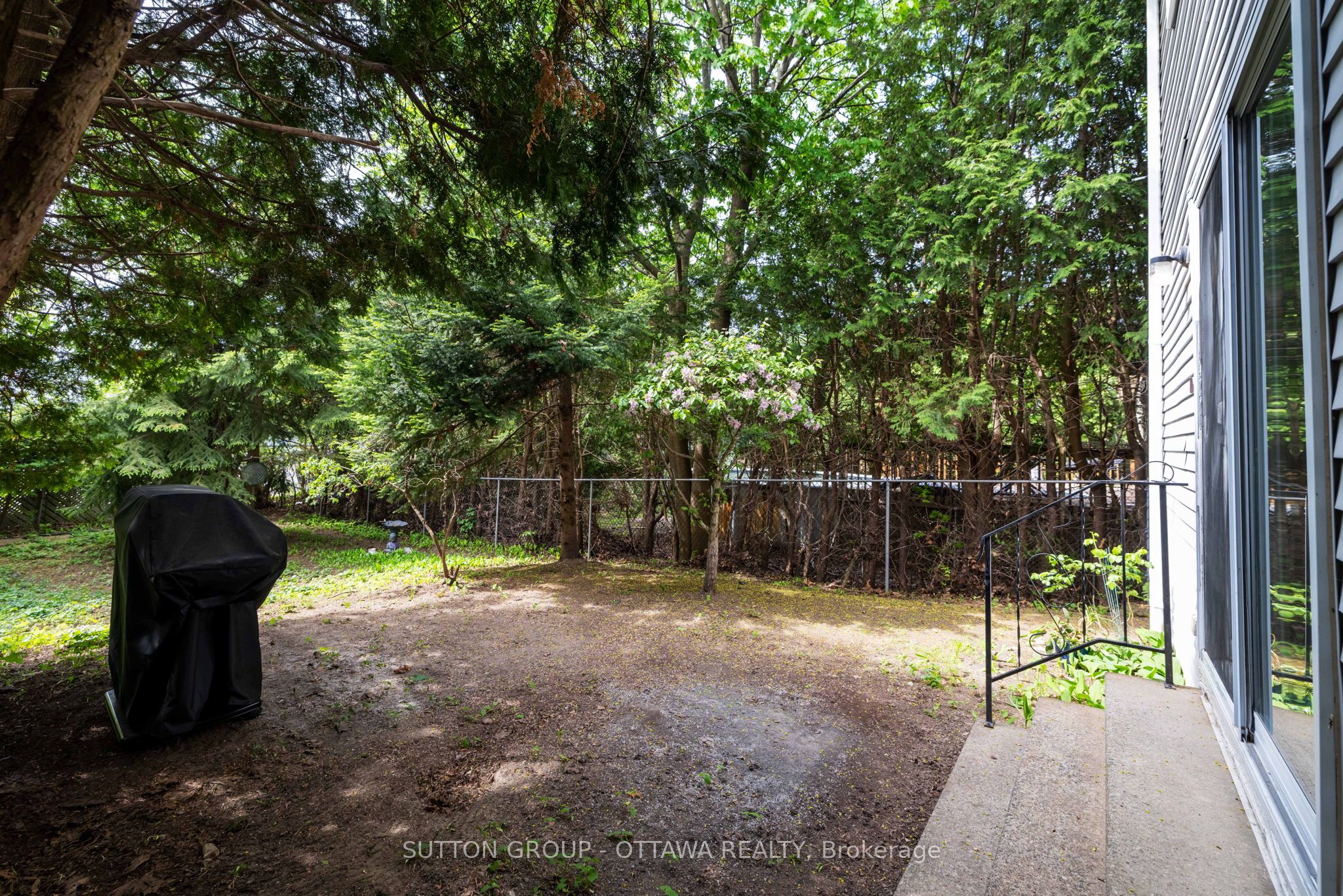 218 N Switzer Avenue Property Photo 17