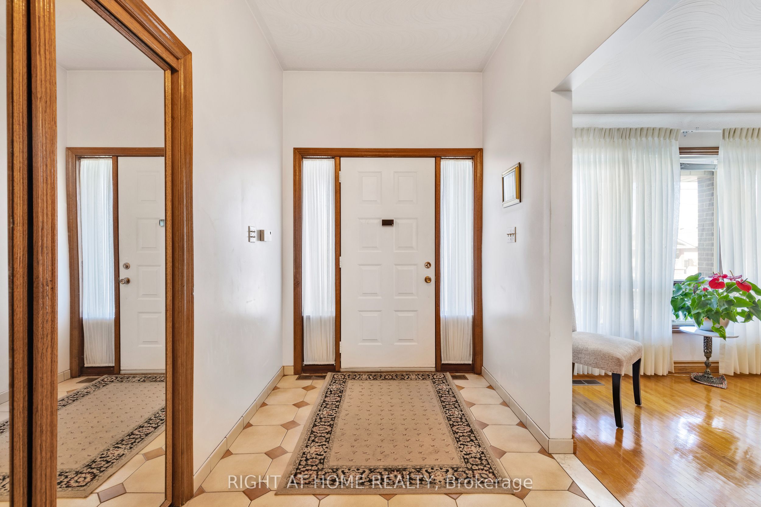 212 Margaret Avenue Property Photo 7