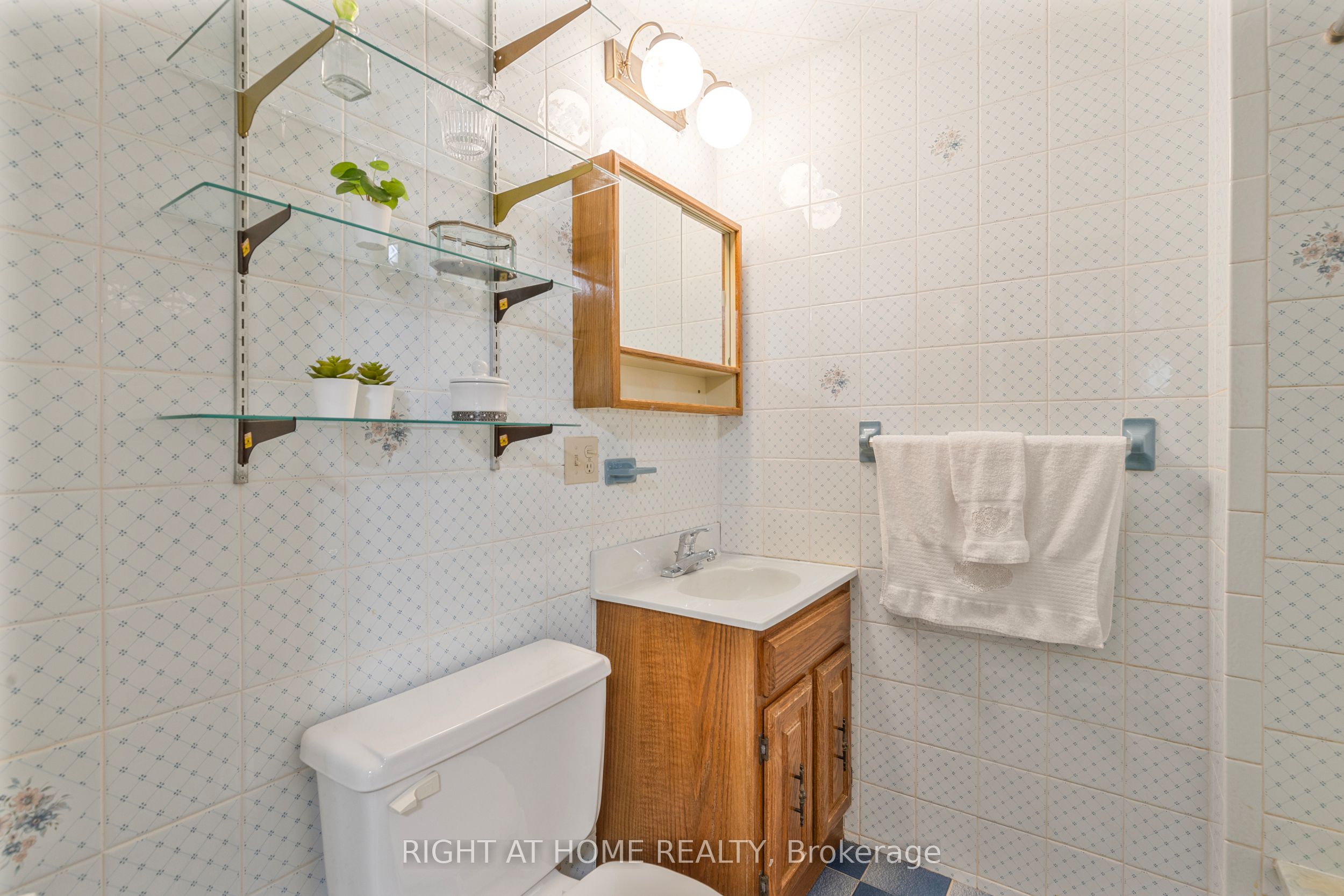 212 Margaret Avenue Property Photo 33
