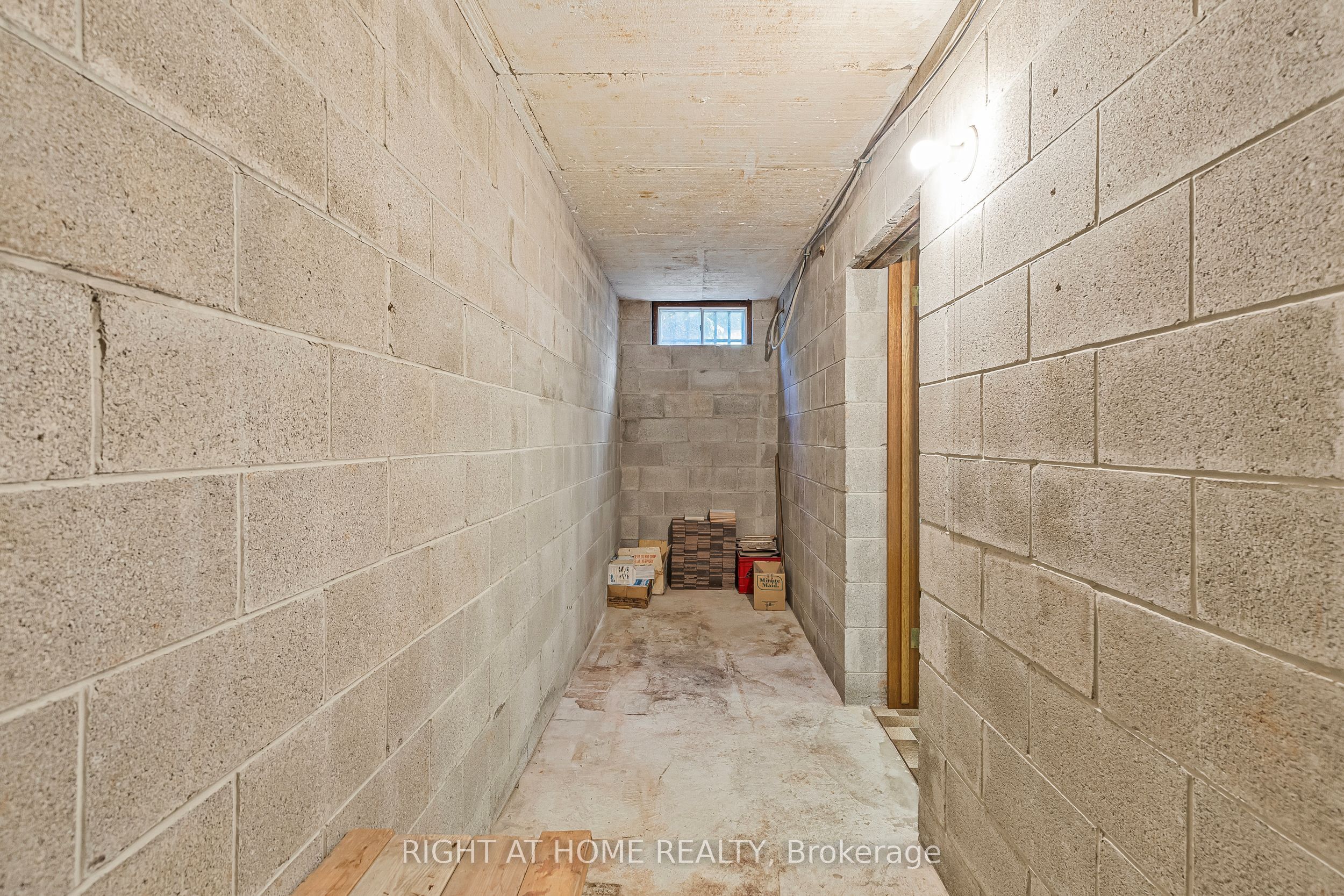 212 Margaret Avenue Property Photo 38