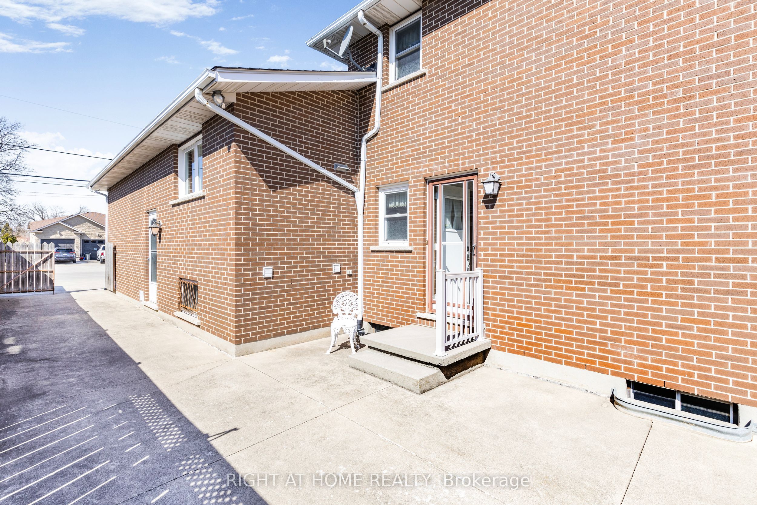 212 Margaret Avenue Property Photo 49