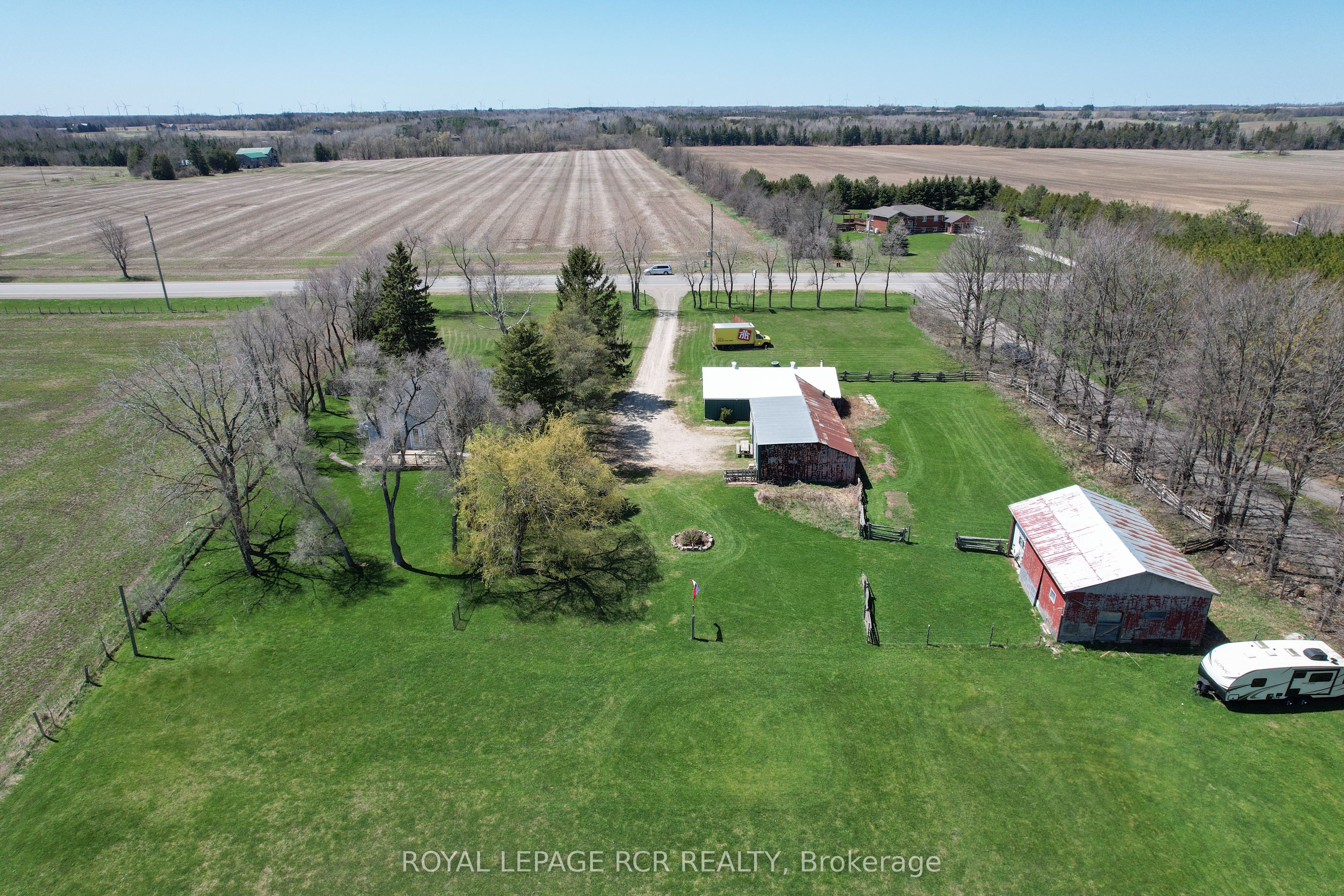 516483 County Road 124 N/a Property Photo 4