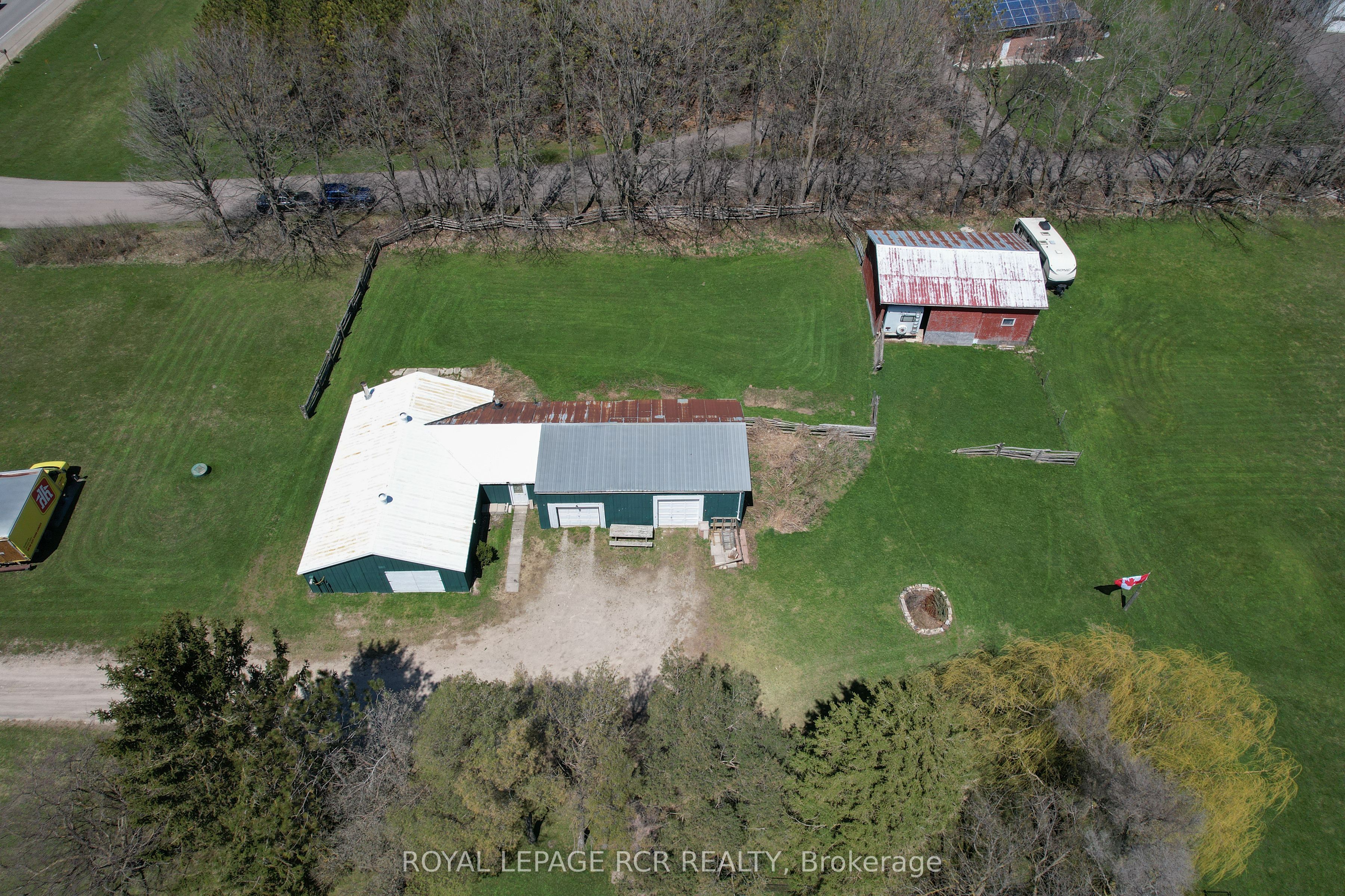 516483 County Road 124 N/a Property Photo 5