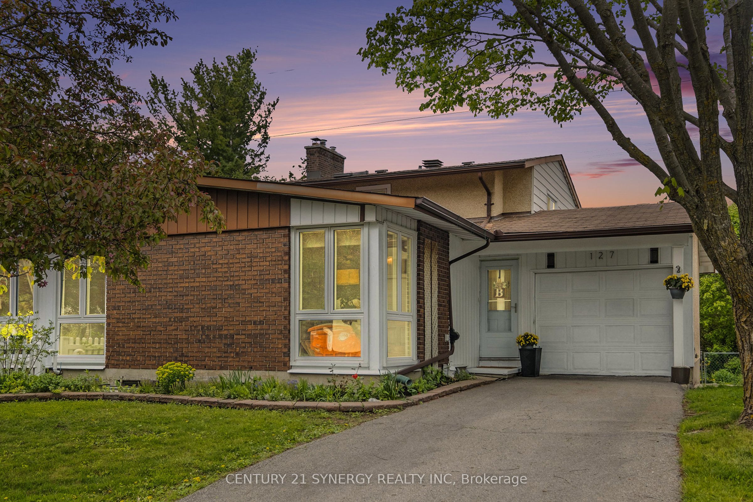 127 Woodfield Drive Property Photo 1