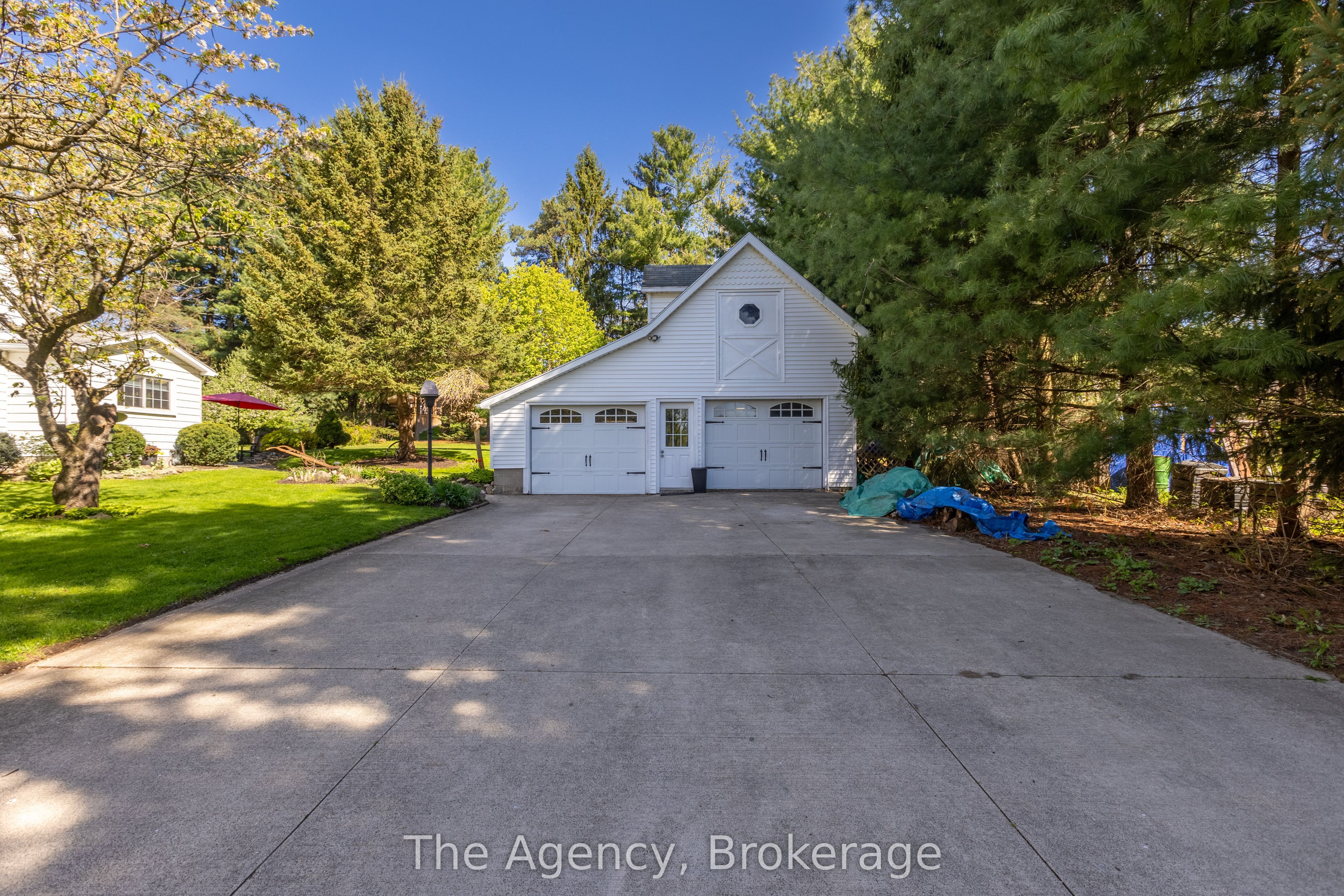511 Canboro Road Property Photo 2