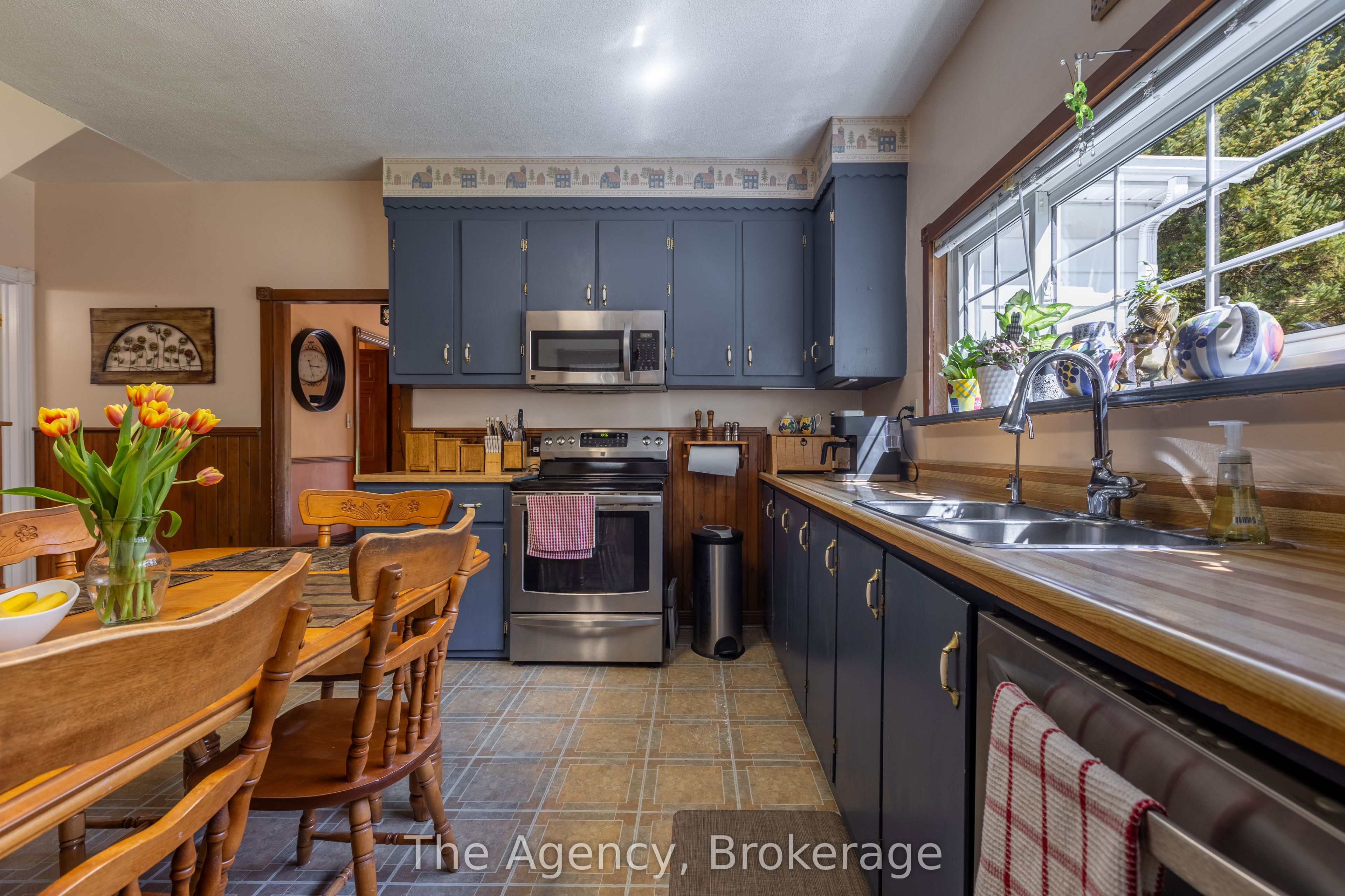511 Canboro Road Property Photo 32