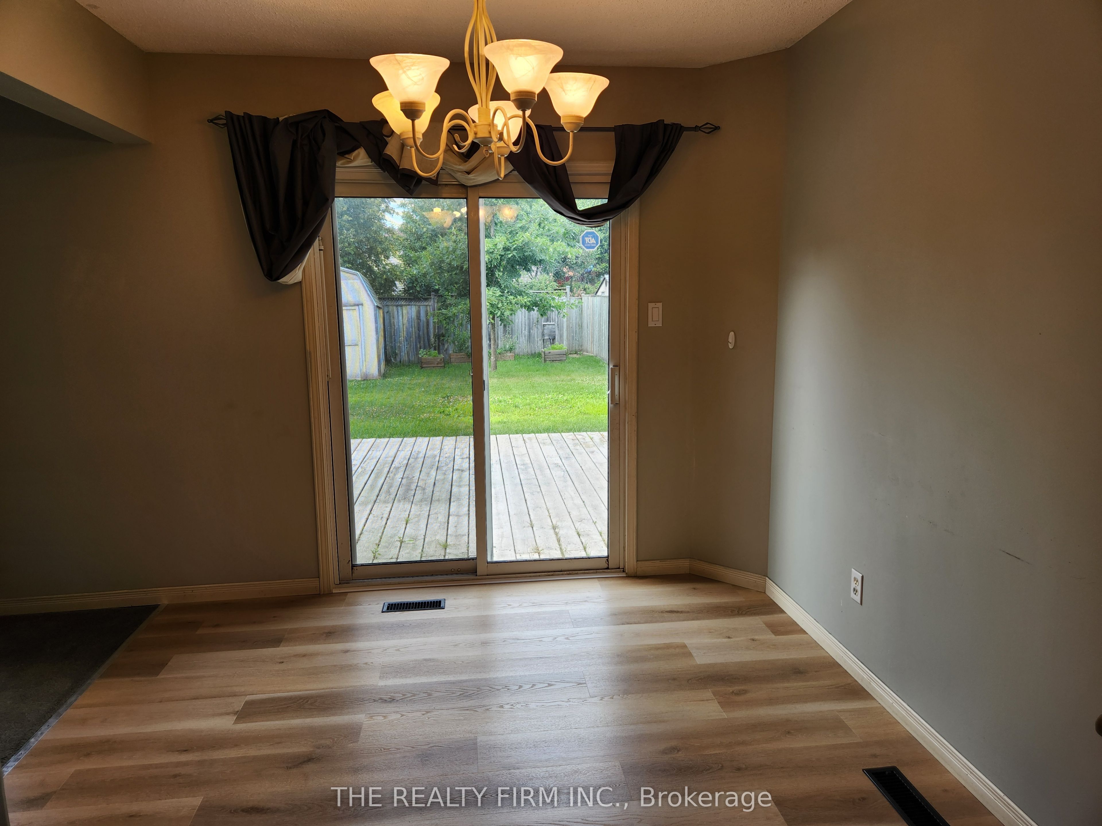 333 Exmouth Circle Property Photo 10