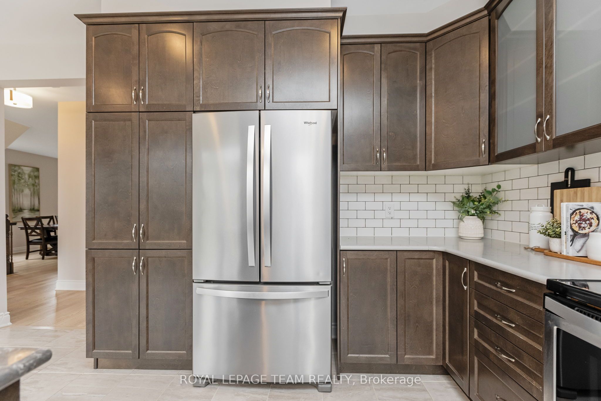 633 Parade Drive Property Photo 17