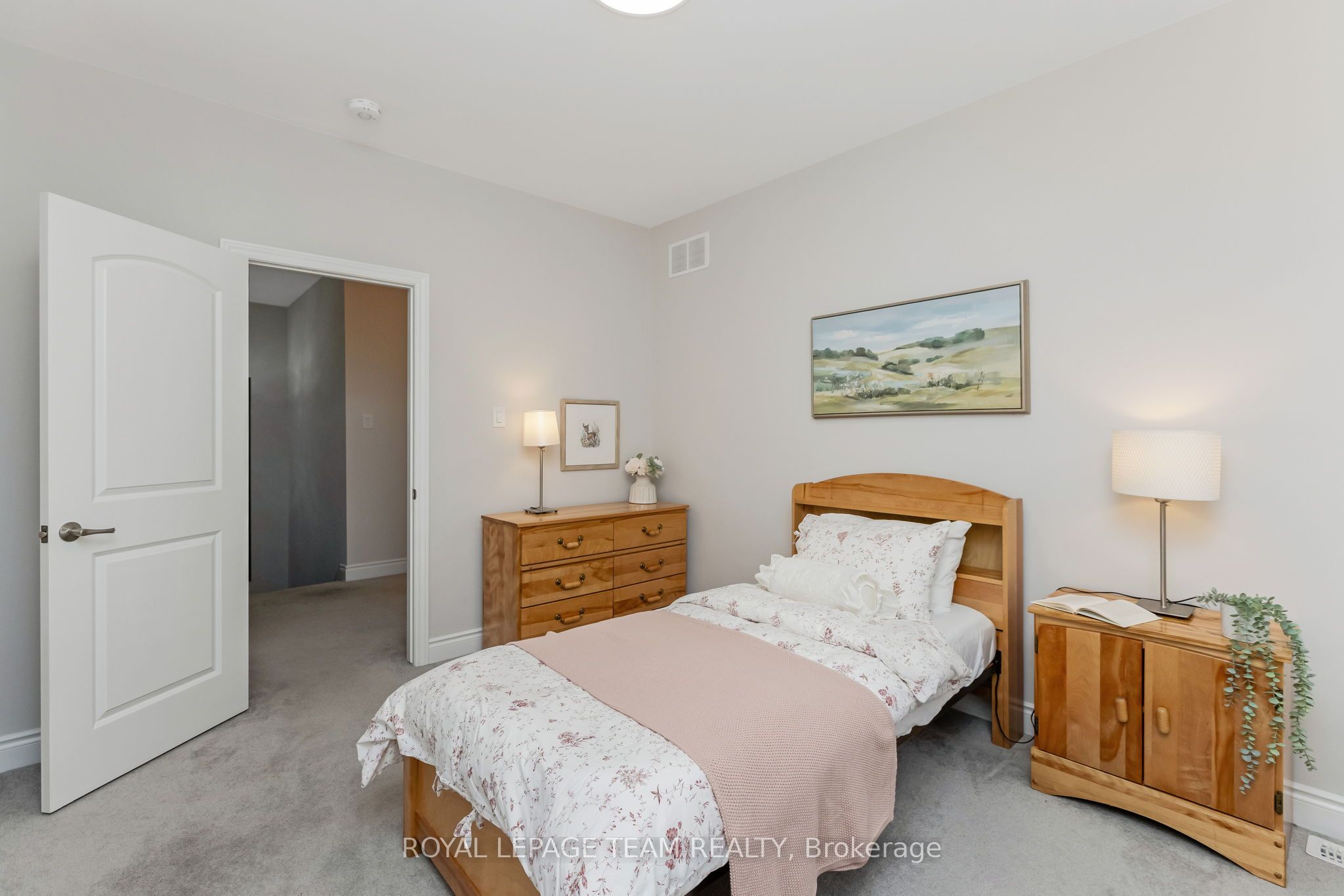 633 Parade Drive Property Photo 35