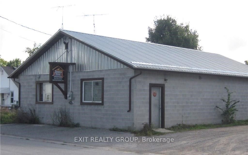 210 Mary Street Property Photo 1