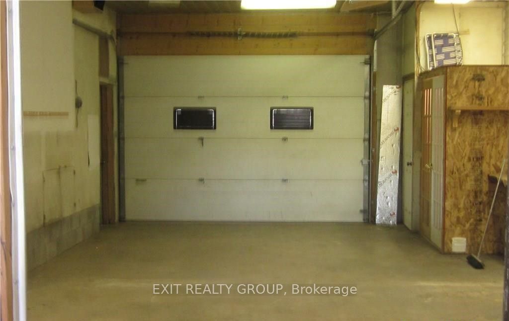 210 Mary Street Property Photo 5
