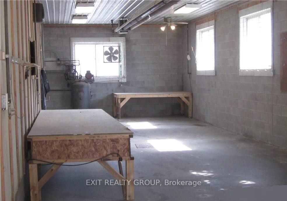 210 Mary Street Property Photo 7