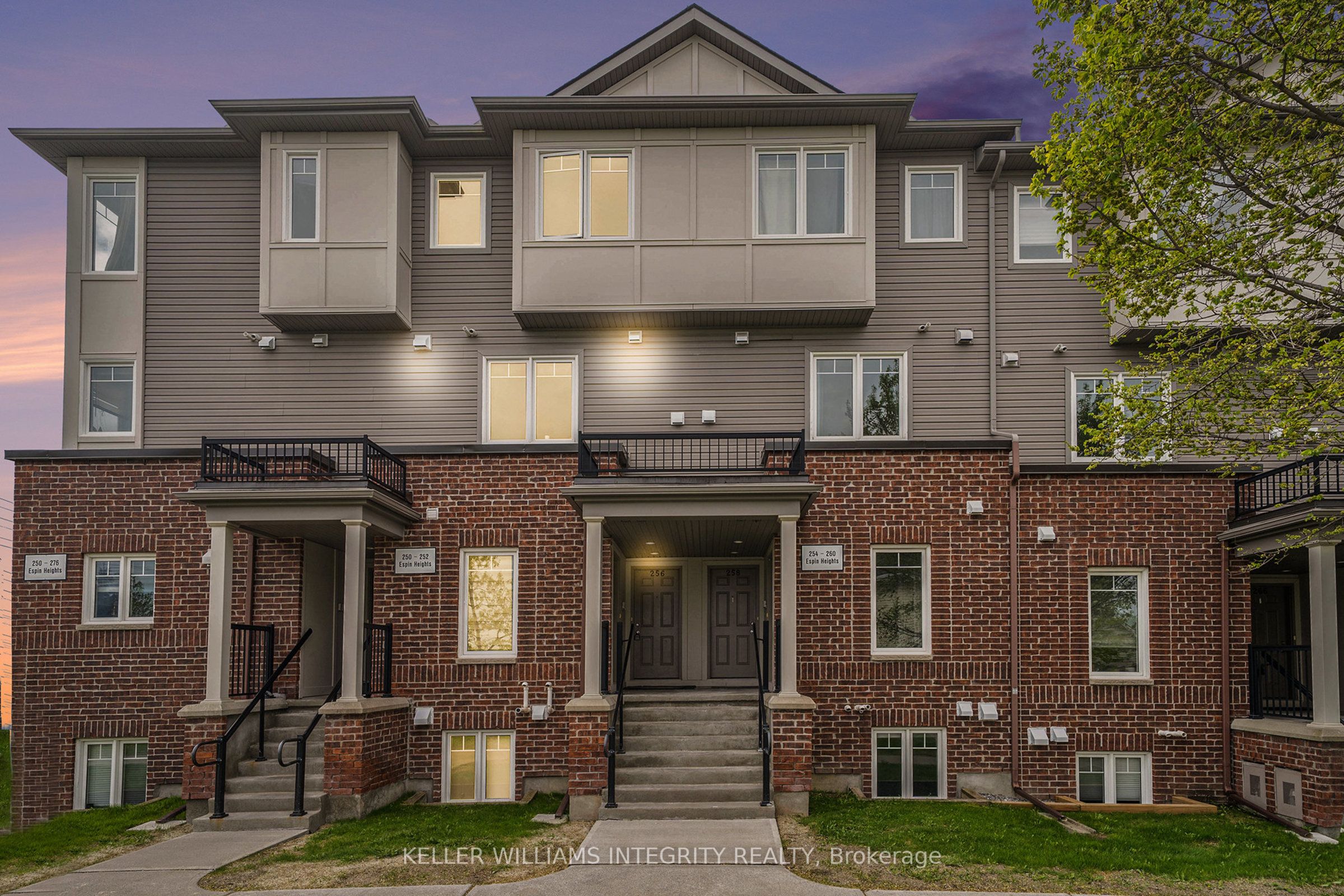 256 Espin Heights Property Photo 1