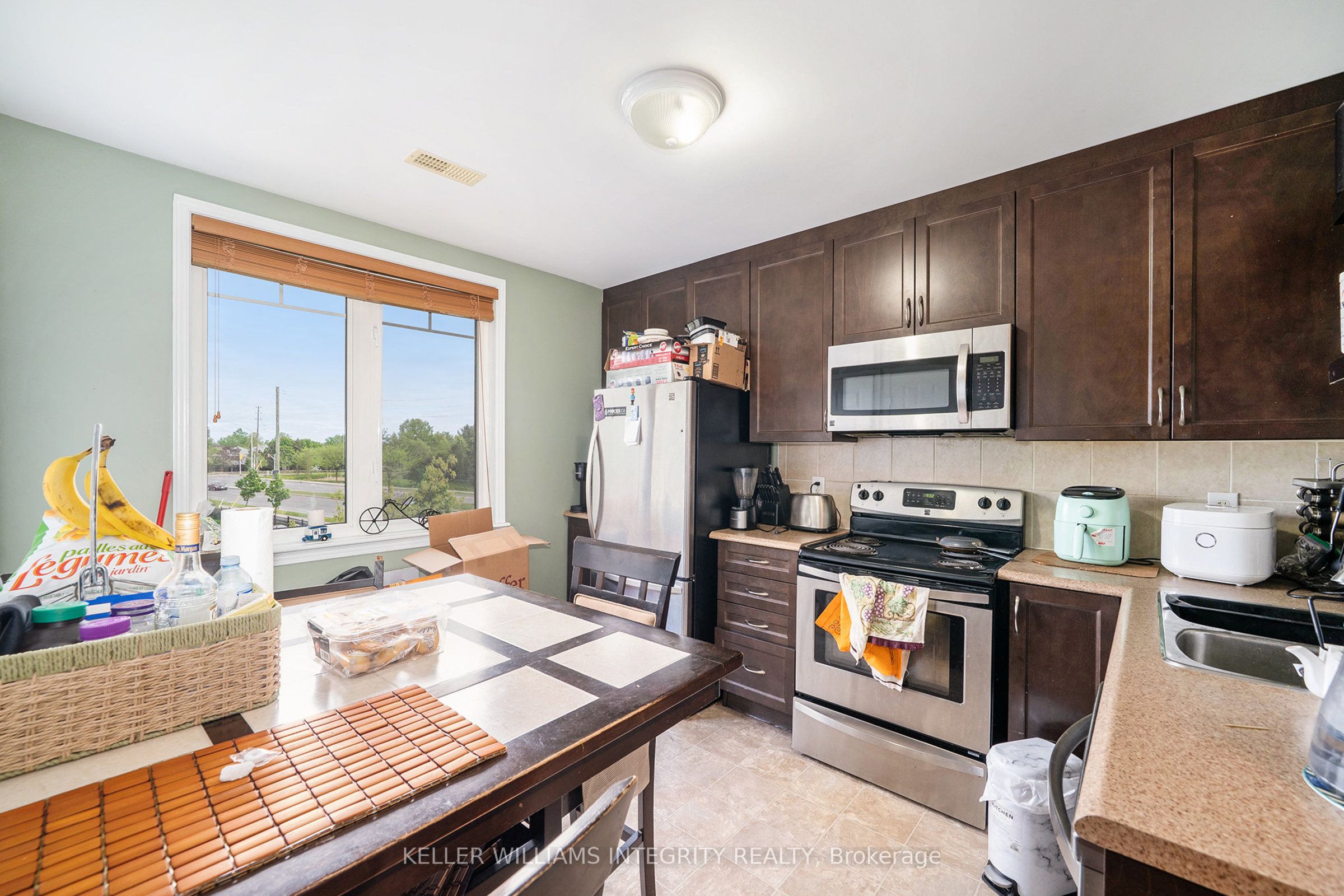 256 Espin Heights Property Photo 8