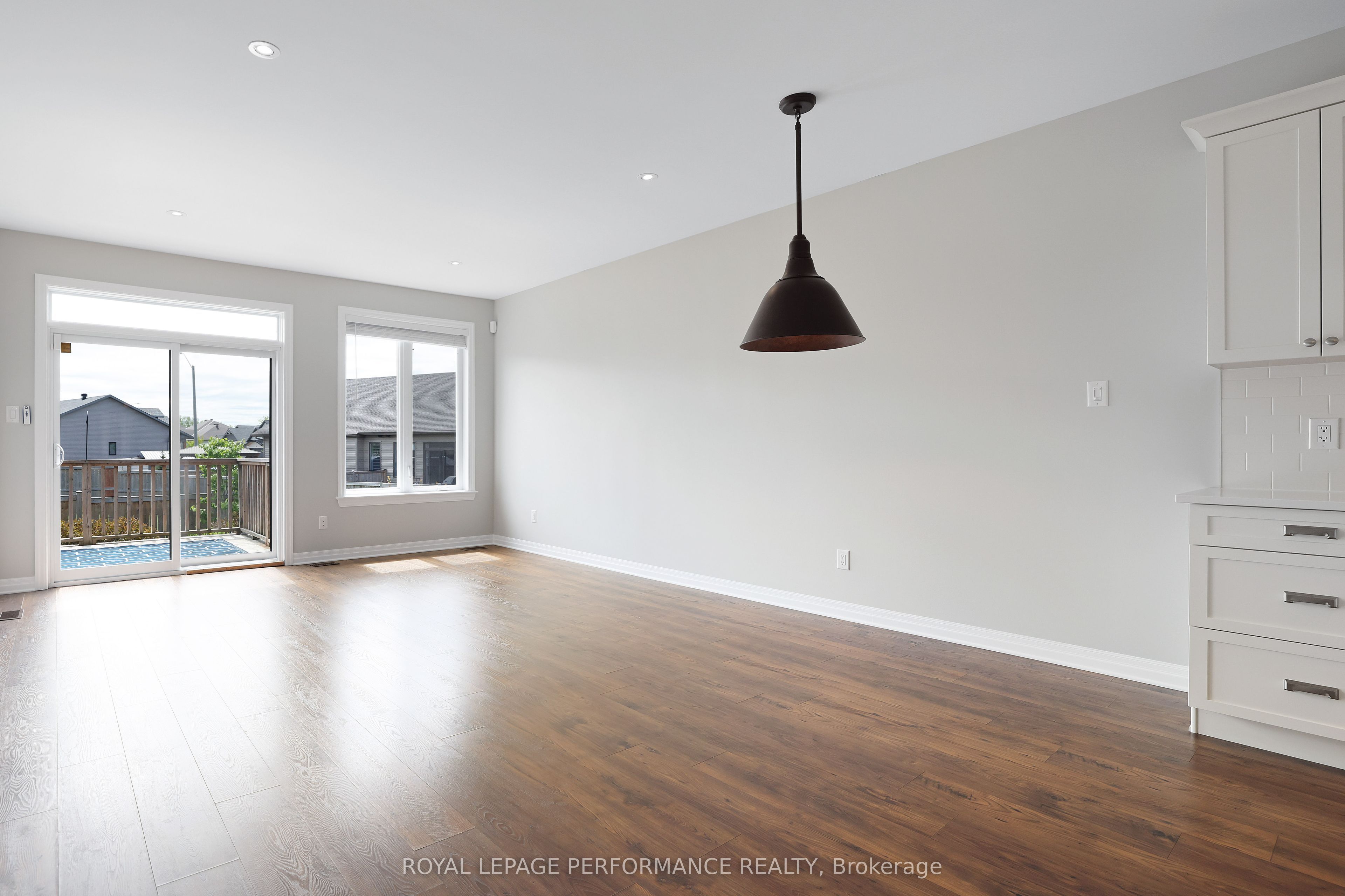 710 Maurice Stead Street Property Photo 16
