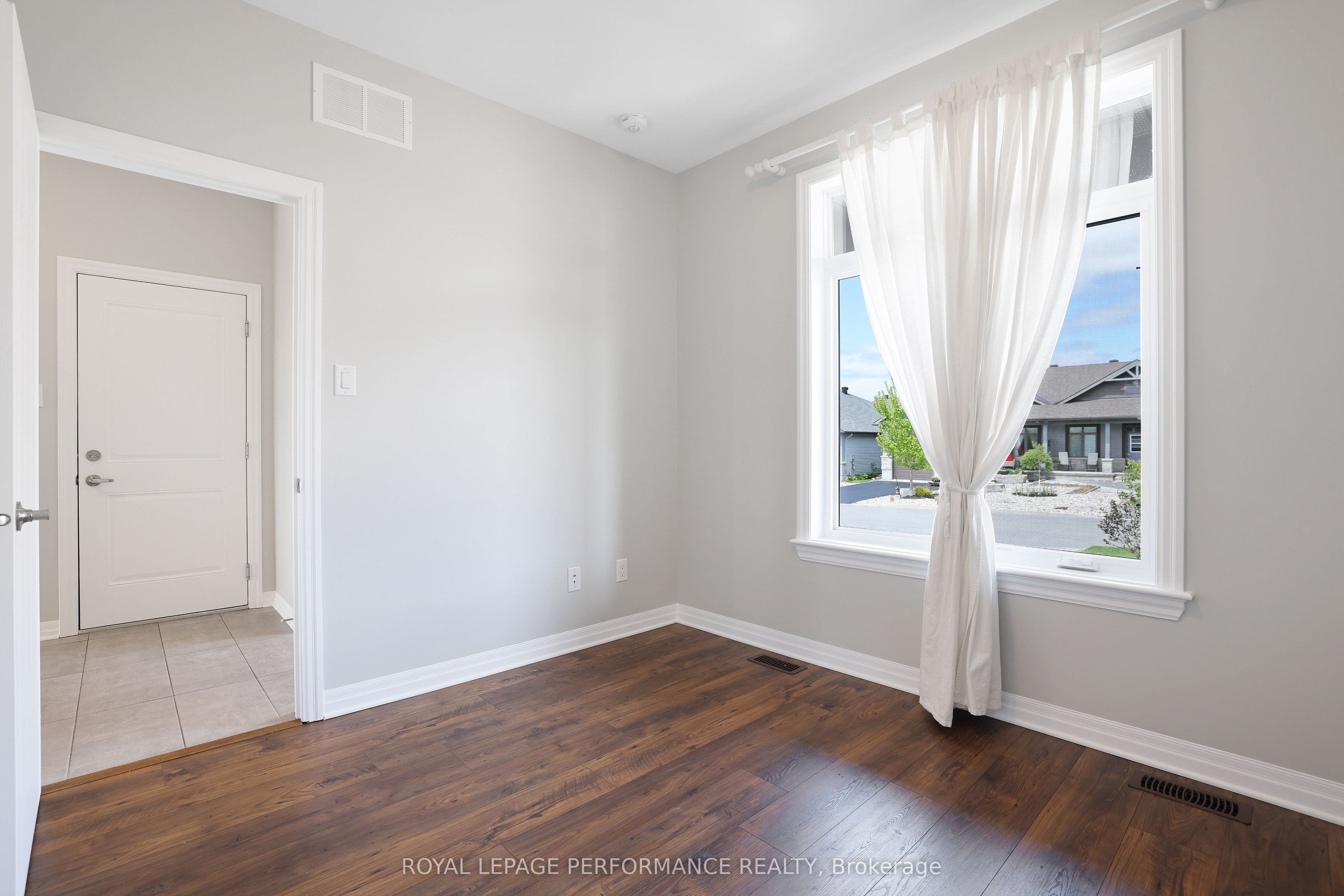 710 Maurice Stead Street Property Photo 22