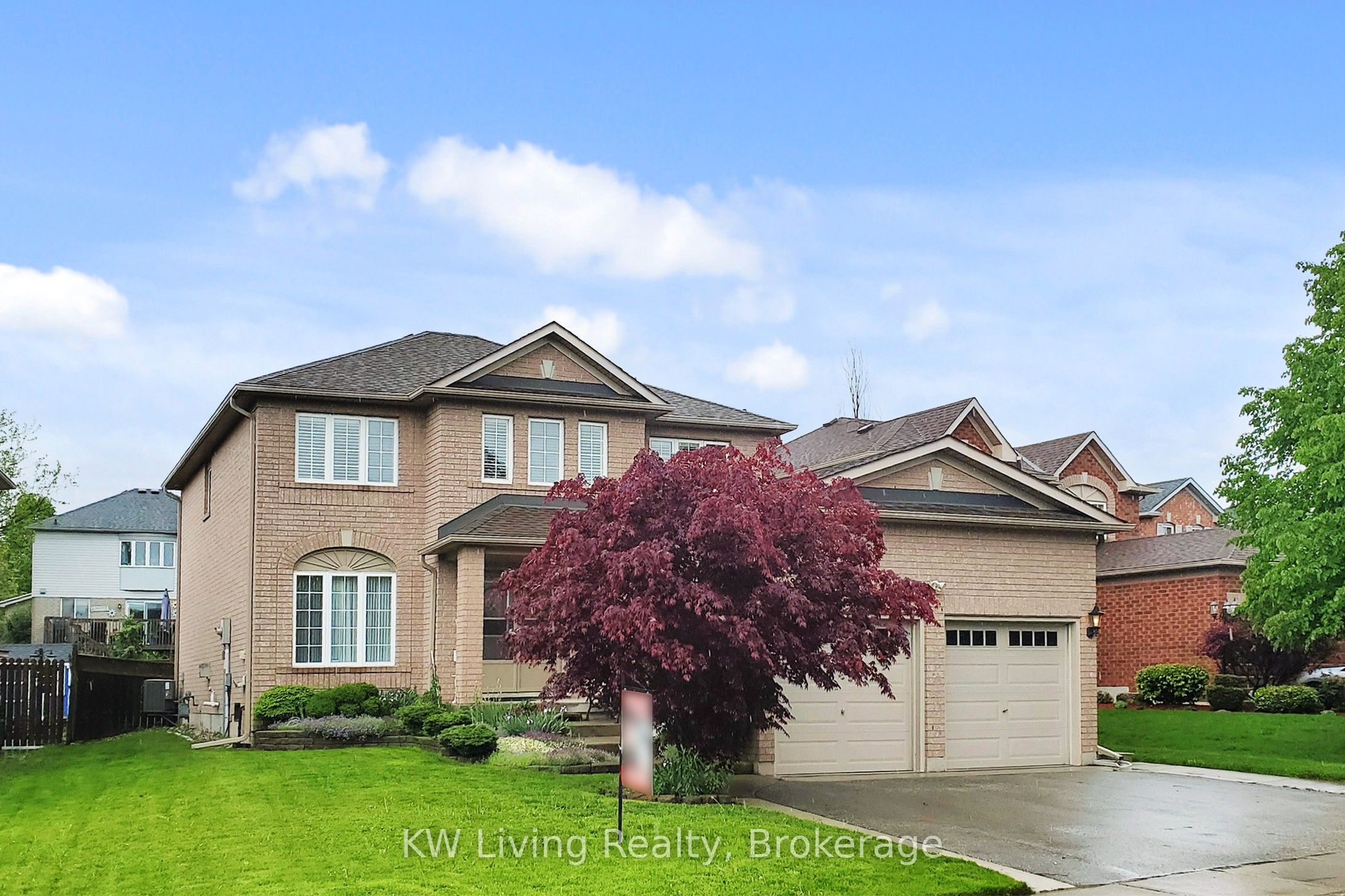 76 Spooner Crescent Property Photo 1
