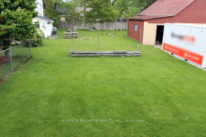 247 Main Street Property Photo 17