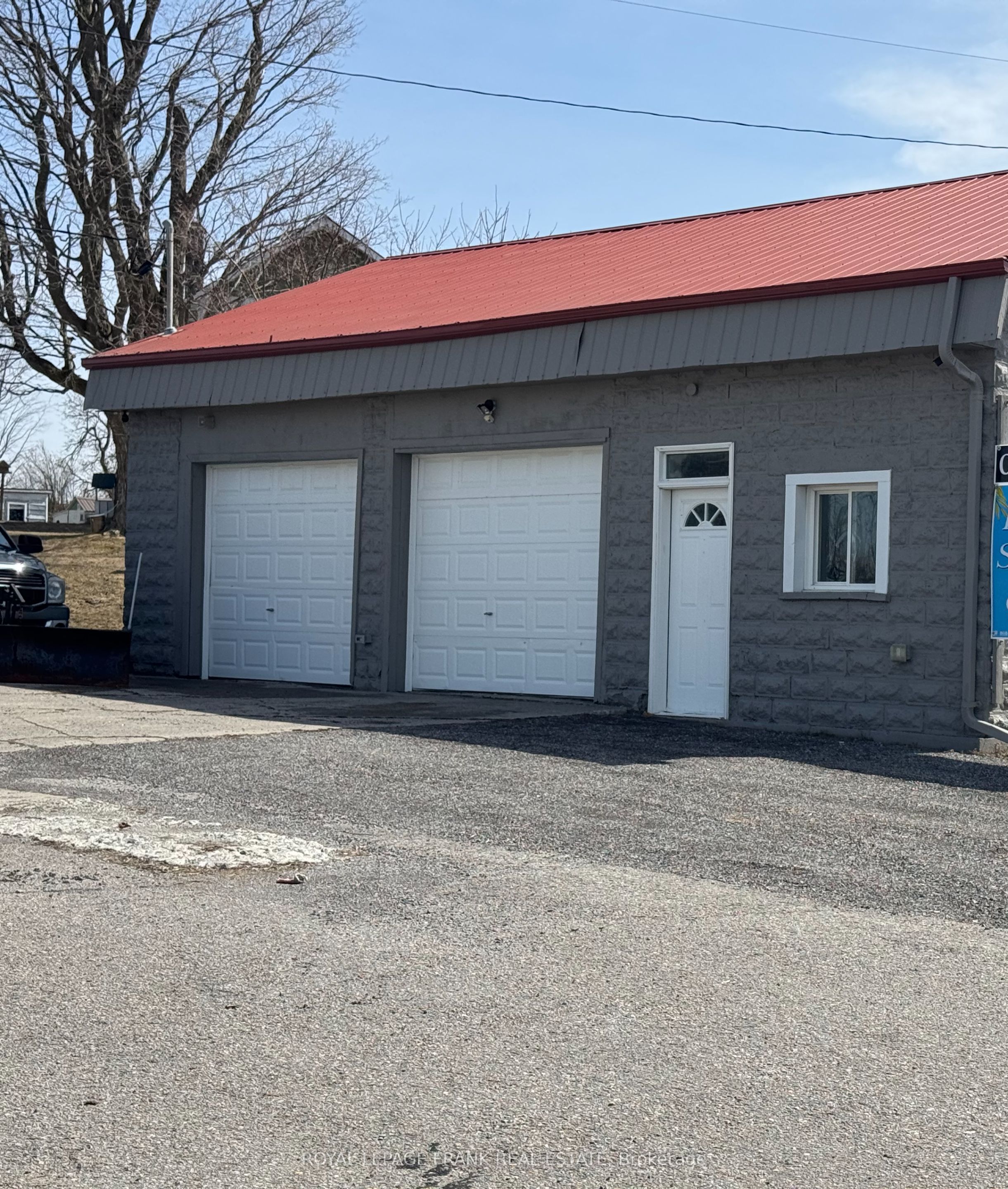 174 Highway 7a Property Photo 2