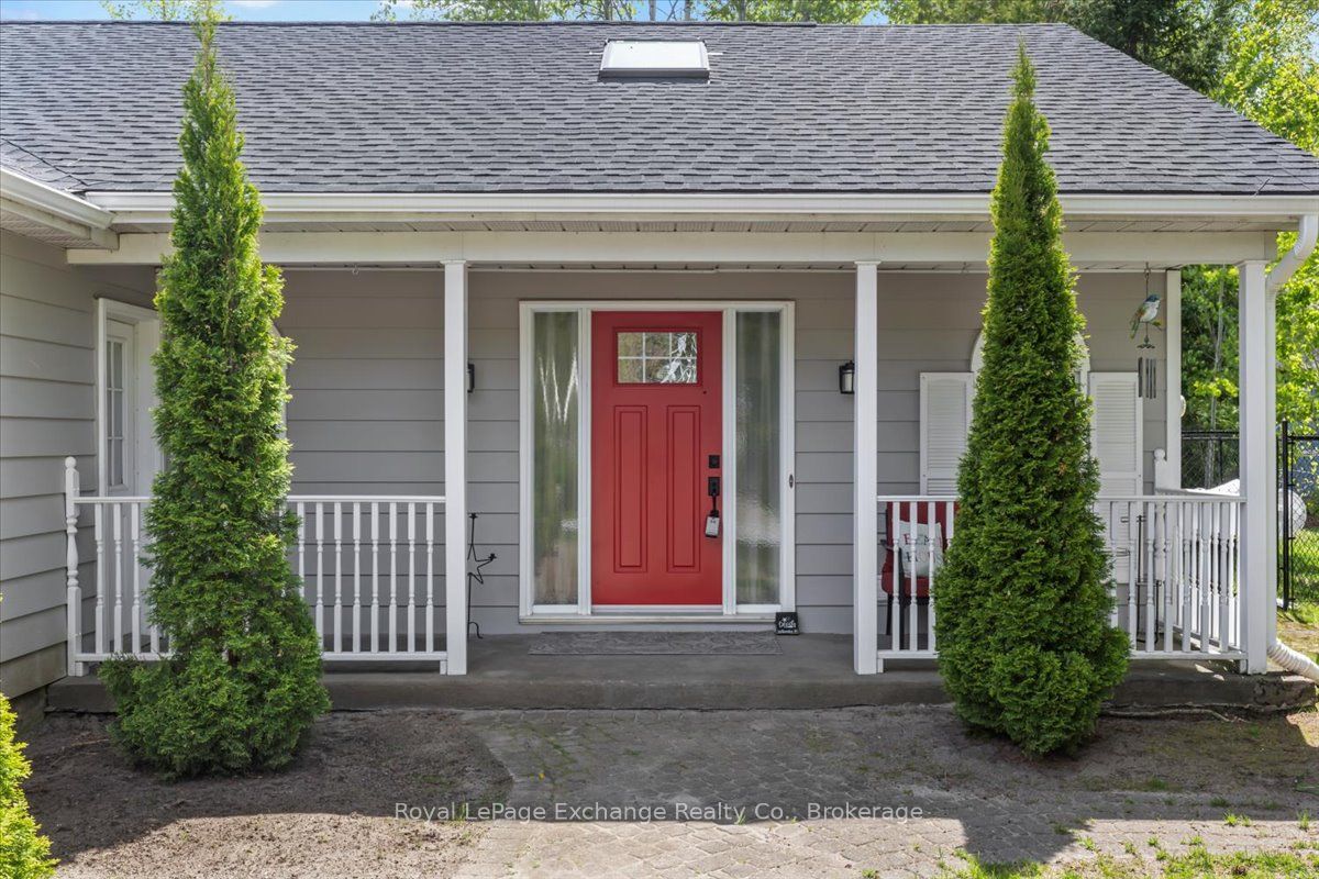 357 Tyendinaga Drive Property Photo 10
