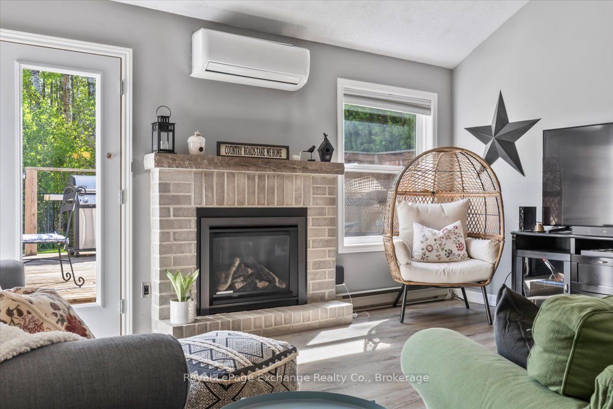 357 Tyendinaga Drive Property Photo 17