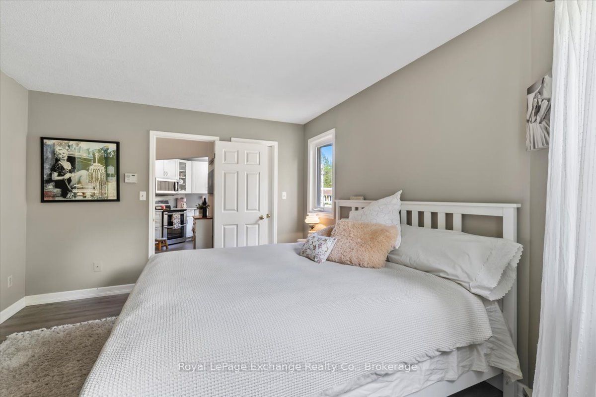 357 Tyendinaga Drive Property Photo 27