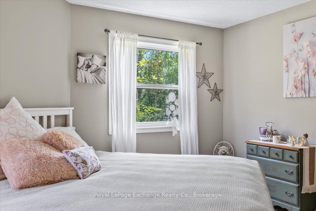 357 Tyendinaga Drive Property Photo 28