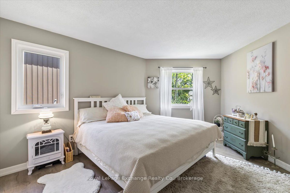 357 Tyendinaga Drive Property Photo 29