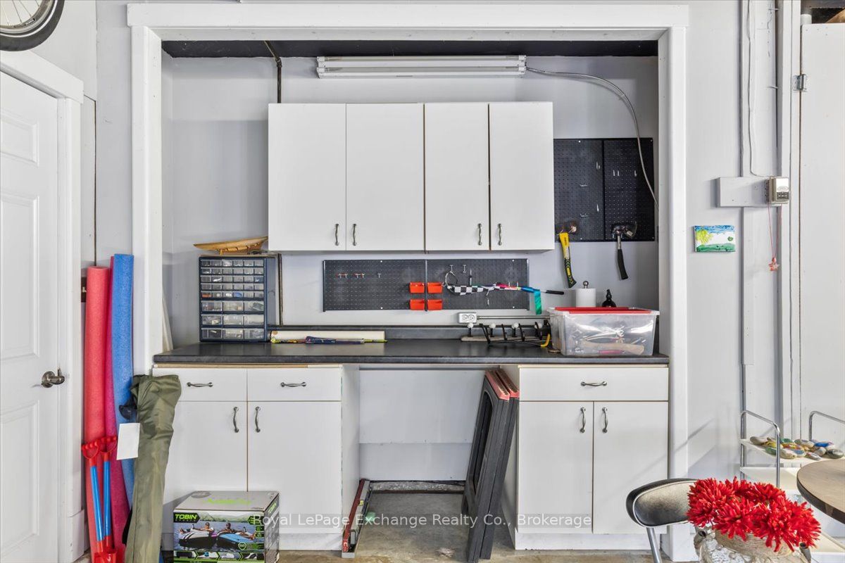 357 Tyendinaga Drive Property Photo 35