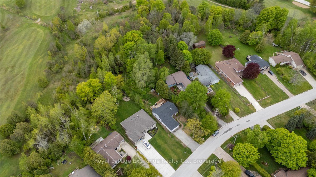 357 Tyendinaga Drive Property Photo 40