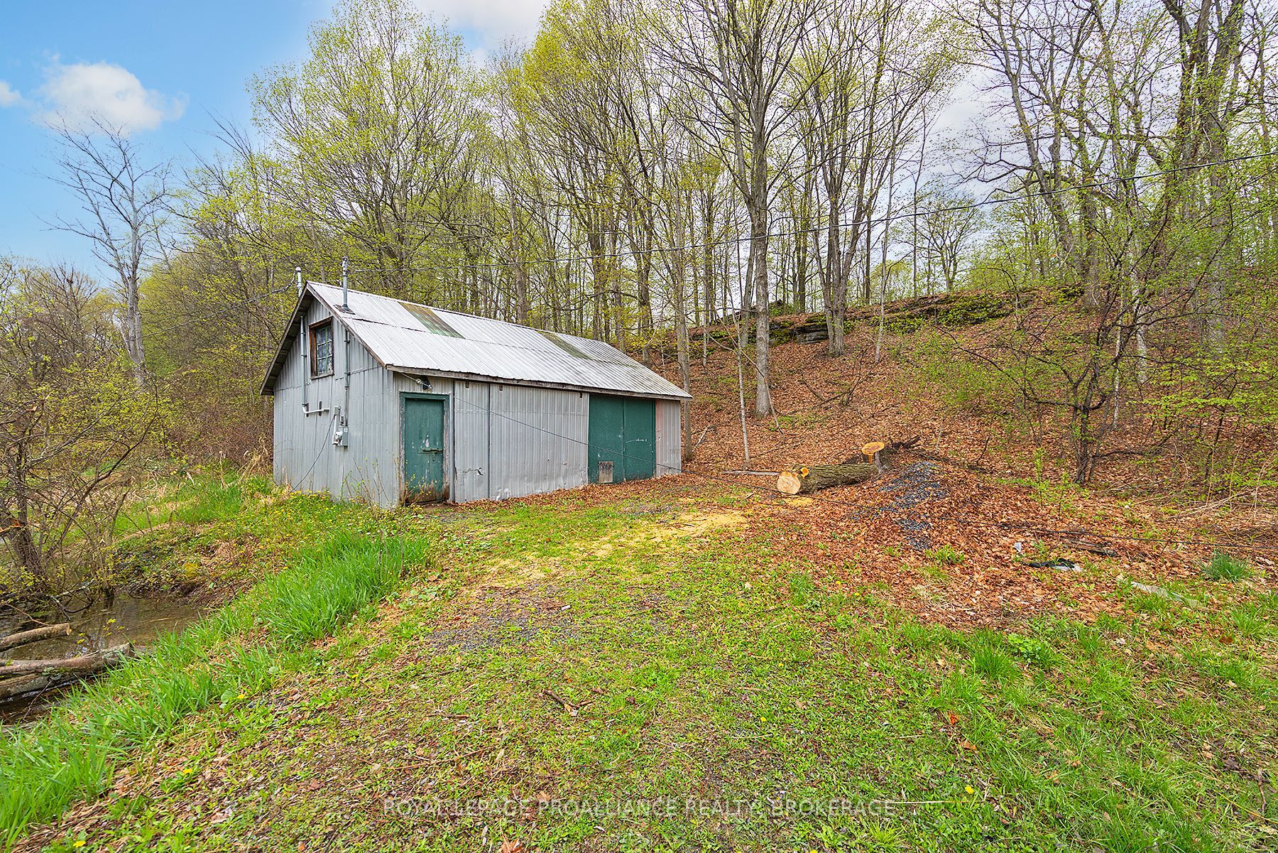 2291 Sands Road Property Photo 3